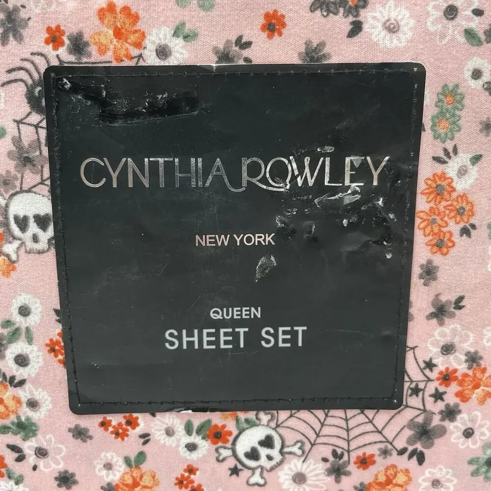 Cynthia Rowley Queen Size Pink Halloween Sheet Set With Flowers Skulls And Webs